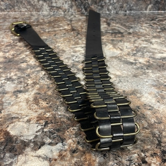 Linea Pelle Black and Gold Chain Belt Size  Medium - Picture 4 of 7